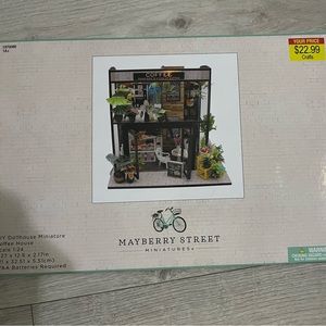 Mayberry Street Miniatures Coffee doll house